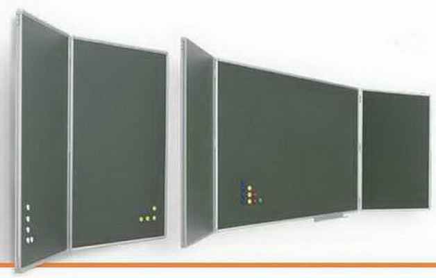 pizarra mural corredera colgada de  riel tres piezas 